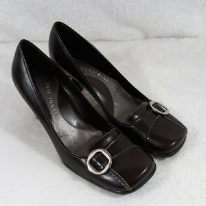 Gianni Bini leather square toe heels size 7.5 M